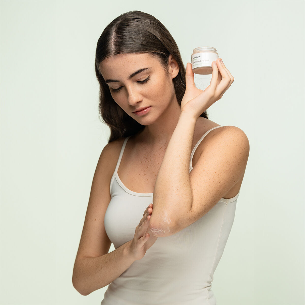 V3HBBFF0D526124743B6C80EE33D71AC4CER5109887P7