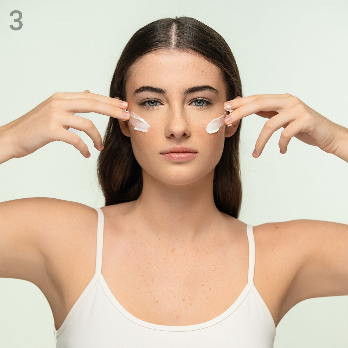 V3HC66BCBA9596DA050A63F703E5C77E3DDR5113468P4